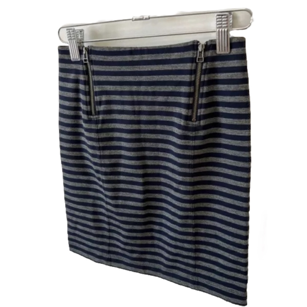 NWT Aritzia Sunday Best Mitford Mini Skirt Navy Blue and Grey Striped - Picture 4 of 11